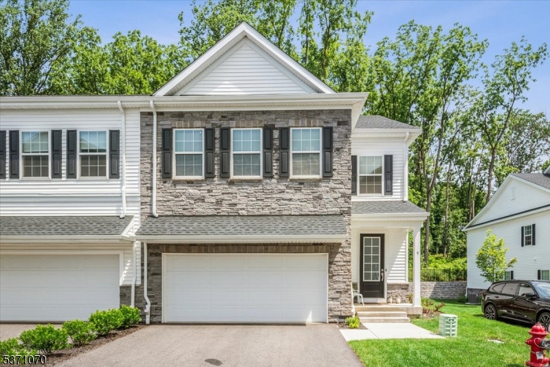 COLLECTION AT MORRIS PLAINS - Residential