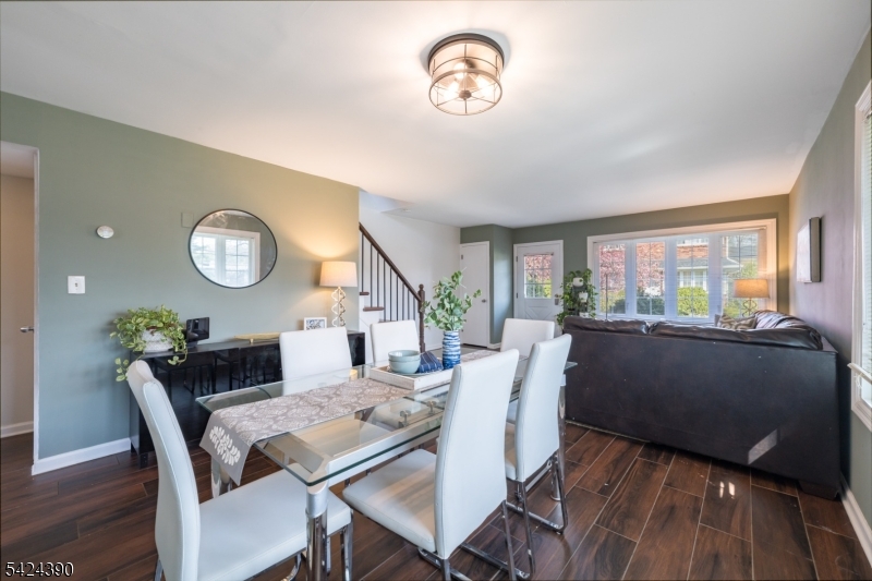 Summit Executive House - Residential