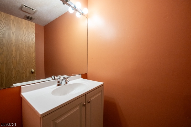 Hidden V - Residential