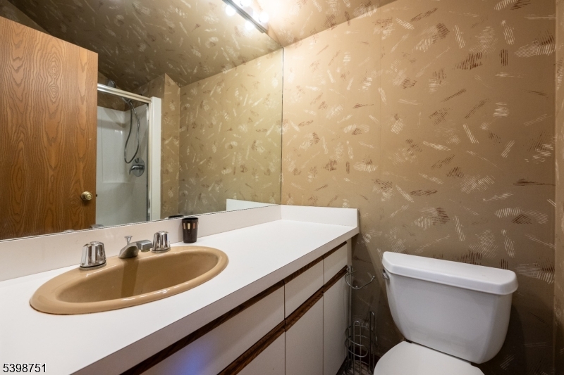 Hidden V - Residential