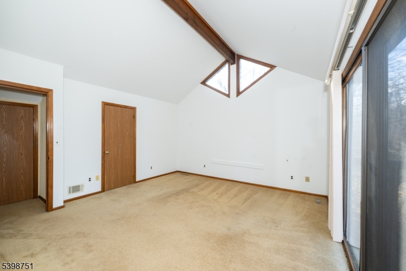 Hidden V - Residential