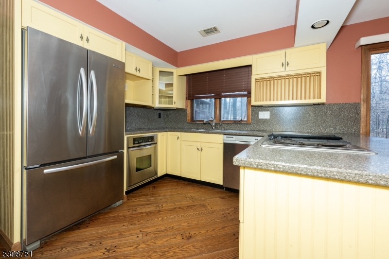 Hidden V - Residential