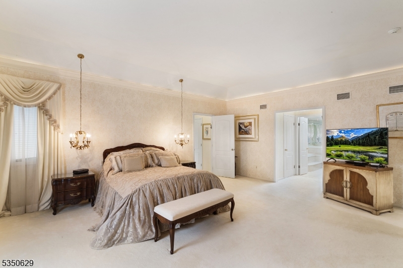 Mendham East Side - Residential