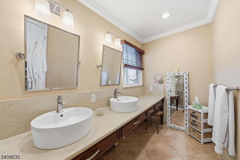 Packanack Woods - Residential