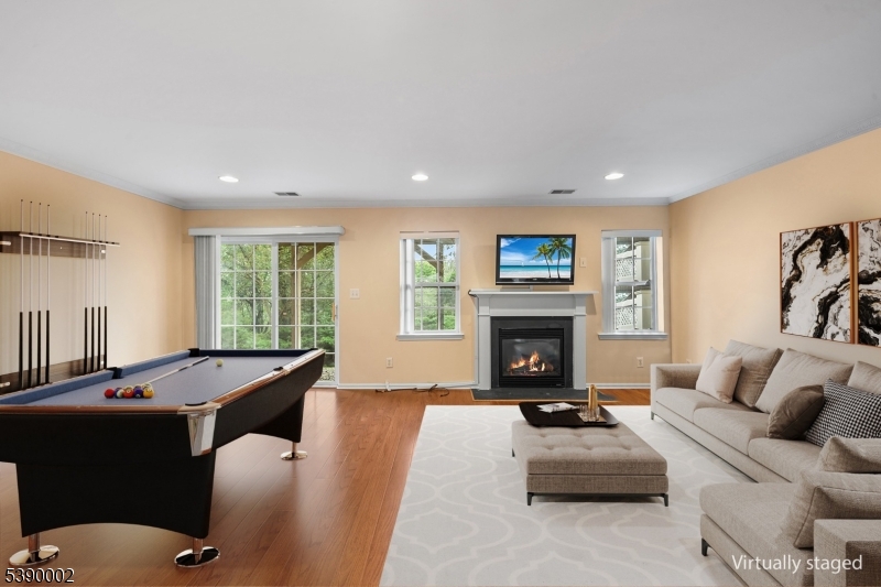 Summit Falls - Residential