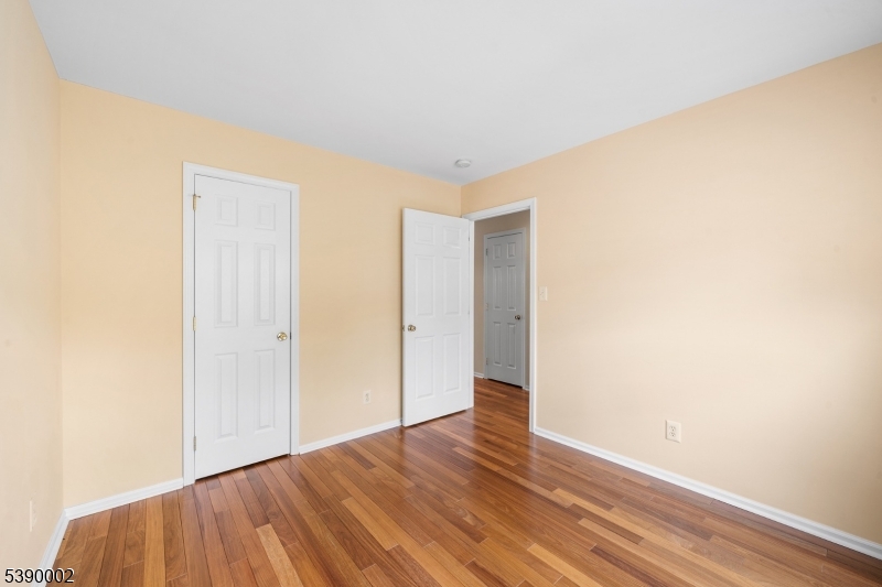 Summit Falls - Residential