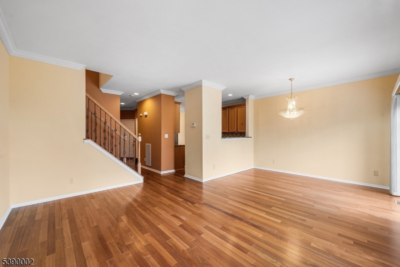 Summit Falls - Residential