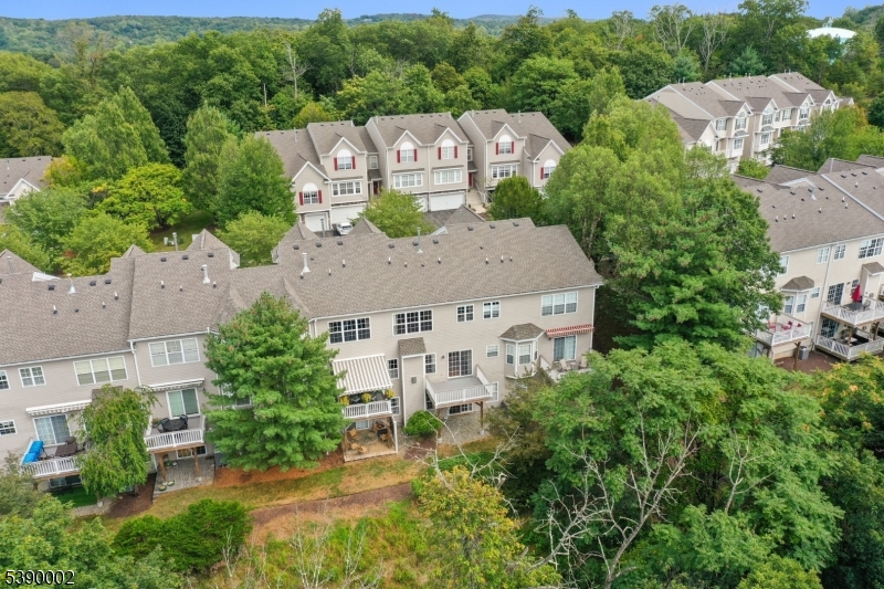 Summit Falls - Residential