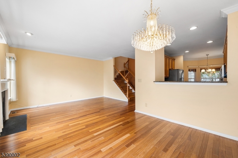 Summit Falls - Residential