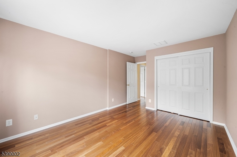 Summit Falls - Residential