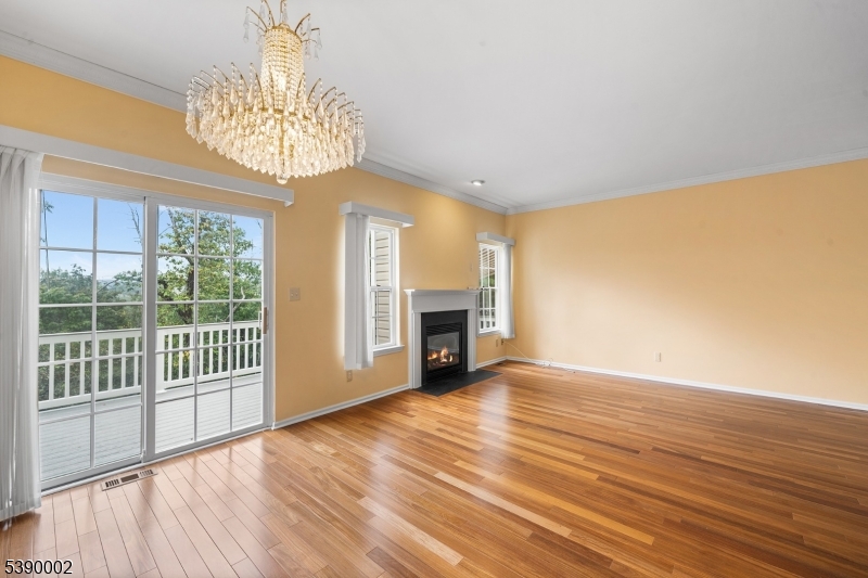 Summit Falls - Residential