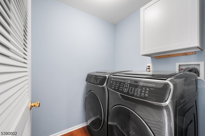 Summit Falls - Residential