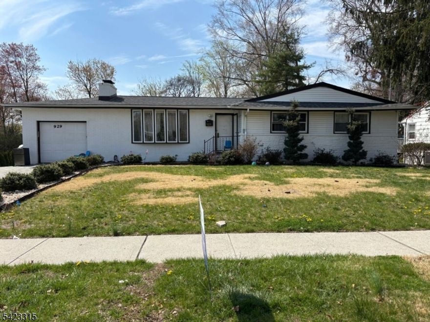 COZY RANCH WITH HUGE YARD (145X331), WALKOUT FINISHED BASEMENT, BEAUTIFUL PAVER DRIVEWAY,PARKING AND PATIO, 2 WOOD BURN FIREPLACES, HARD WOOD FLOOR ON MAIN LEVEL. UPDATED WINDOWS, CENTRAL AIR, HOT FORCE AIR. CLOSE TO MAJOR HIGHWAYS, SCHOOLS, UNIVERSITY, SHOPPING CENTERS, HOSPITAL.MAKE THIS HOME YOURS!!