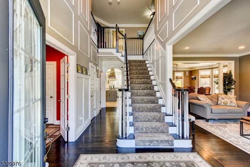 7 Nancy Ct