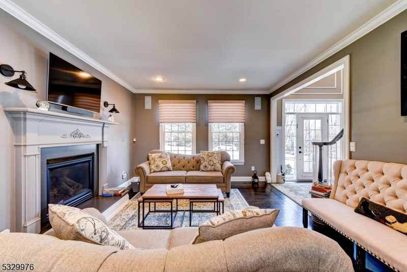 7 Nancy Ct