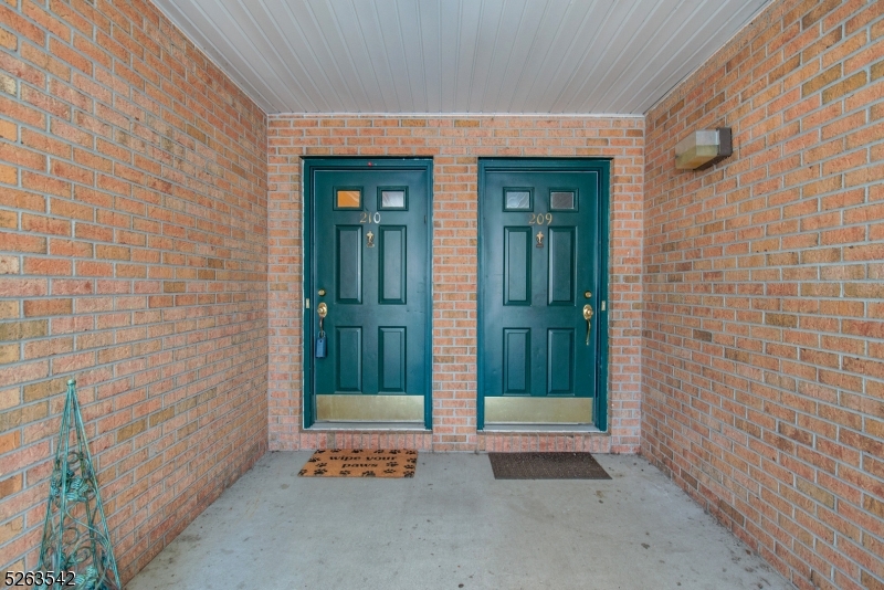 Hanover Hills - Residential Lease