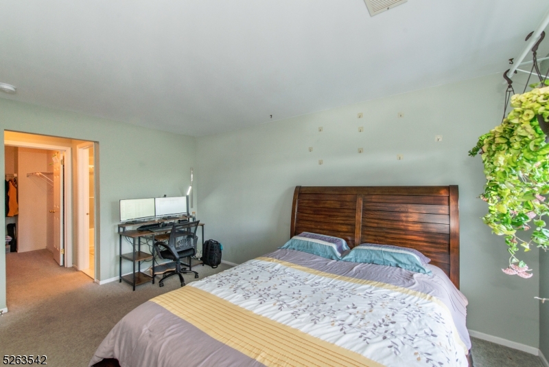 Hanover Hills - Residential Lease
