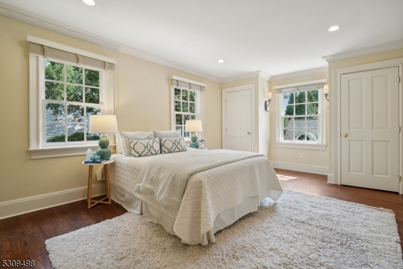 Old Short Hills - Residential