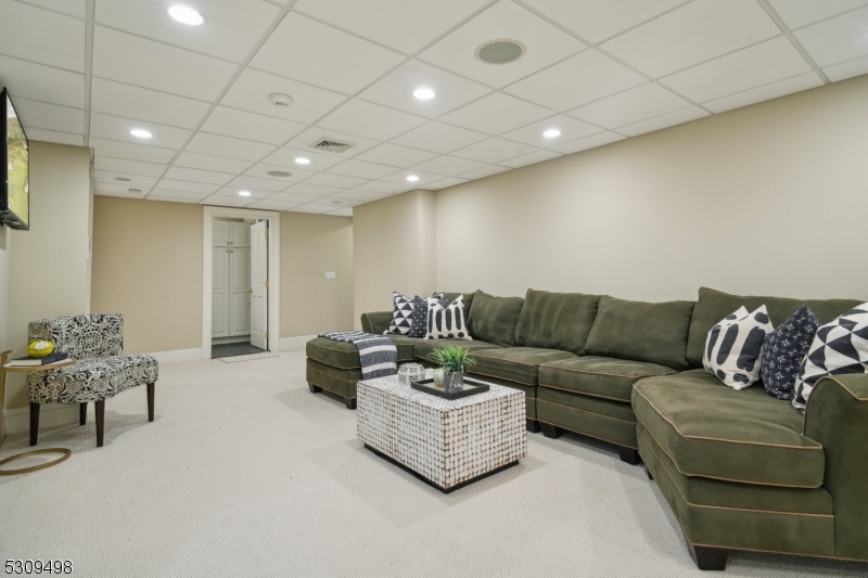 Old Short Hills - Residential