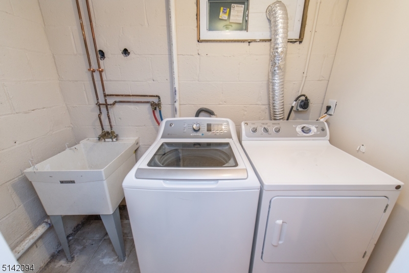 Lake Arrowhead - Residential Lease