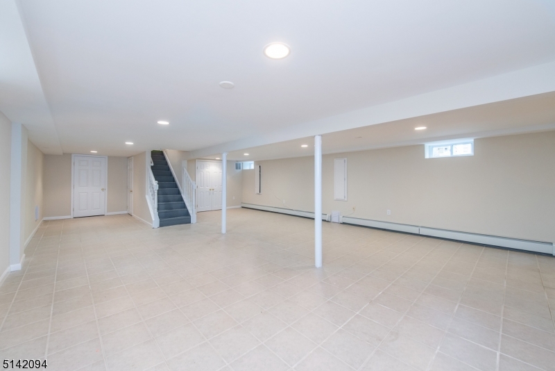 Lake Arrowhead - Residential Lease