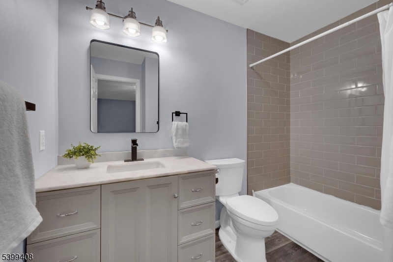 Peachtree Village - Residential