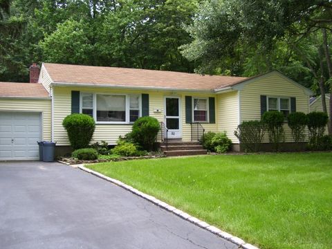 MLS: 3962483
