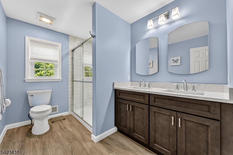 Eagle's Crest - Residential