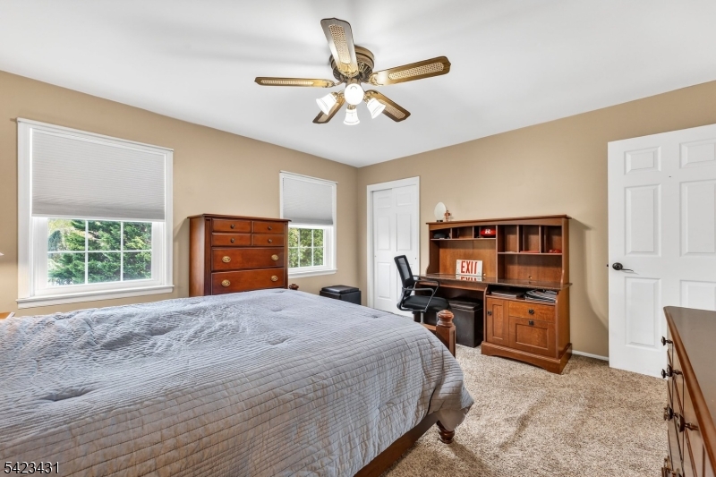 Eagle's Crest - Residential