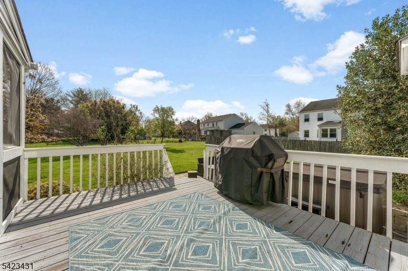 Eagle's Crest - Residential