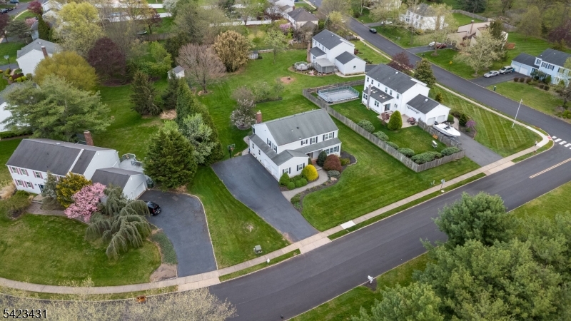 Eagle's Crest - Residential