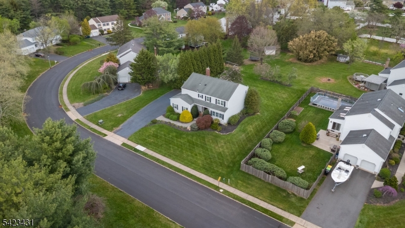 Eagle's Crest - Residential