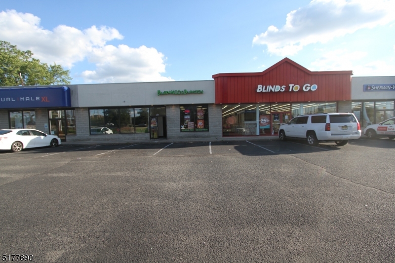 RT 22 EAST - Commercial Lease