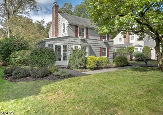52 CRESCENT RD, LIVINGSTON, NJ 07039 - Image 88e53ca3c7fb8657fc0baee33c73e8f1/3099708874
