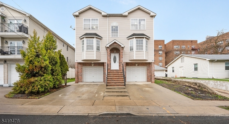 Elmora/ Kean University - Residential Income