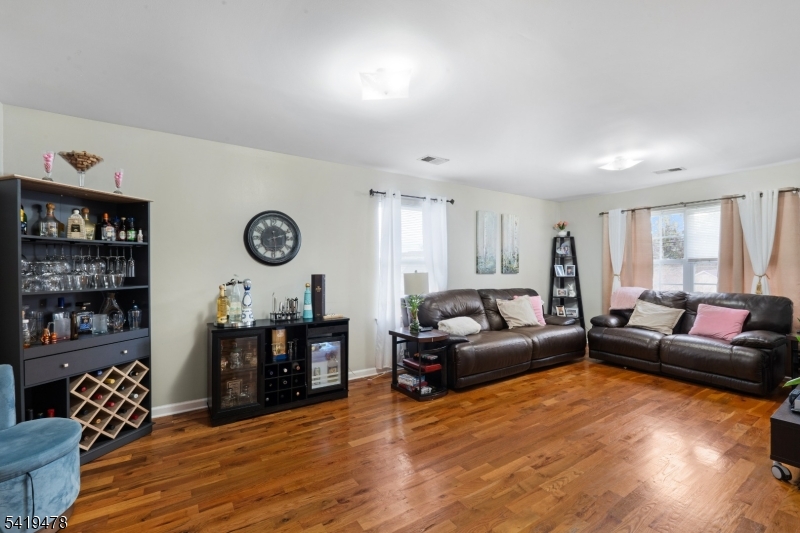 Elmora/ Kean University - Residential Income