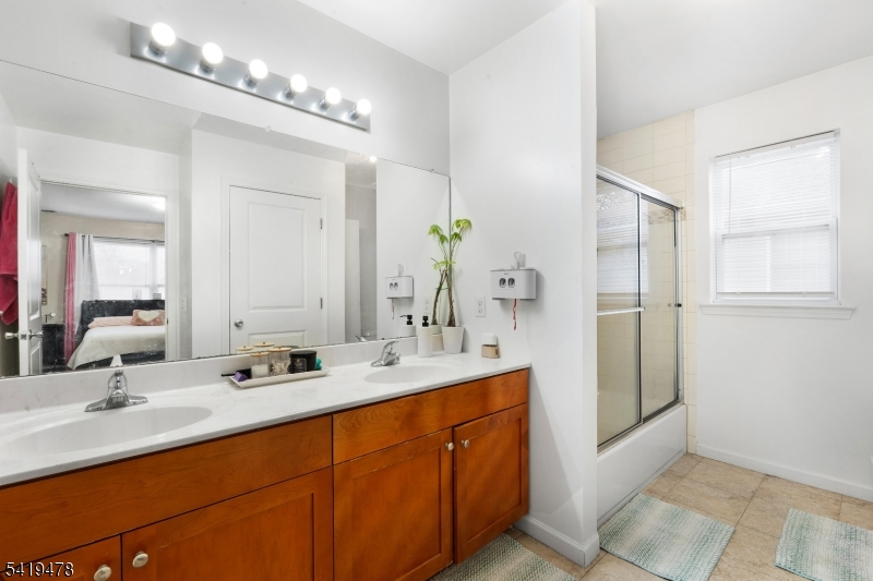 Elmora/ Kean University - Residential Income