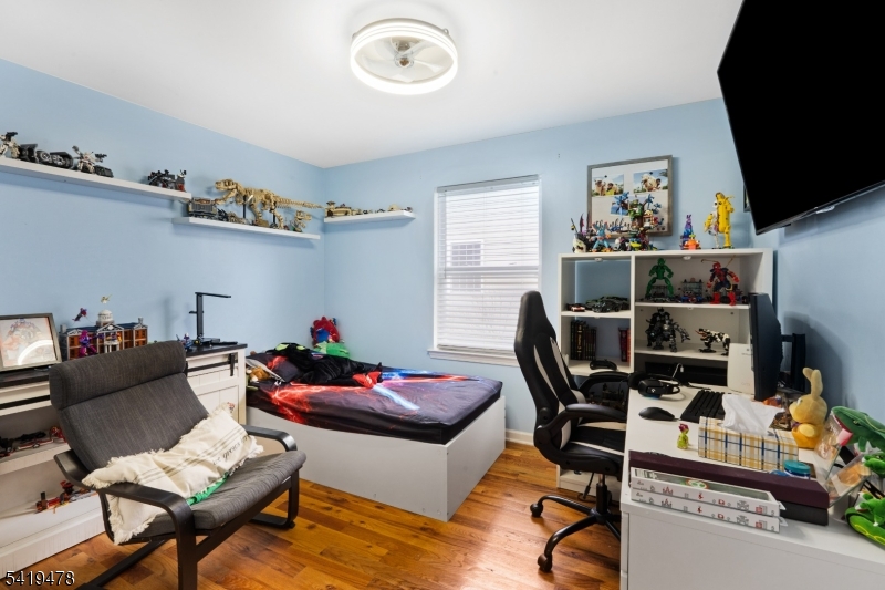 Elmora/ Kean University - Residential Income