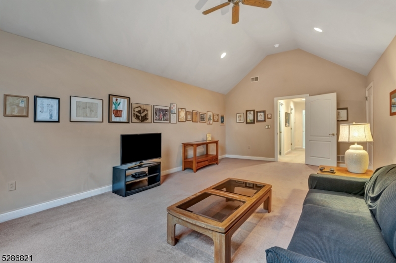 Huunter's Ridge - Residential