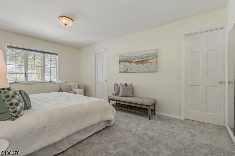 Knollwood - Residential