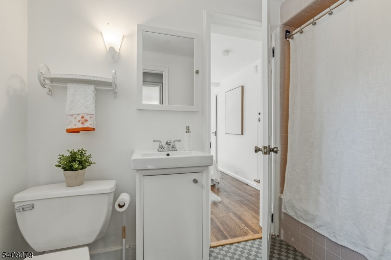 Knollwood - Residential