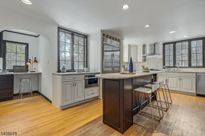 Knollwood - Residential