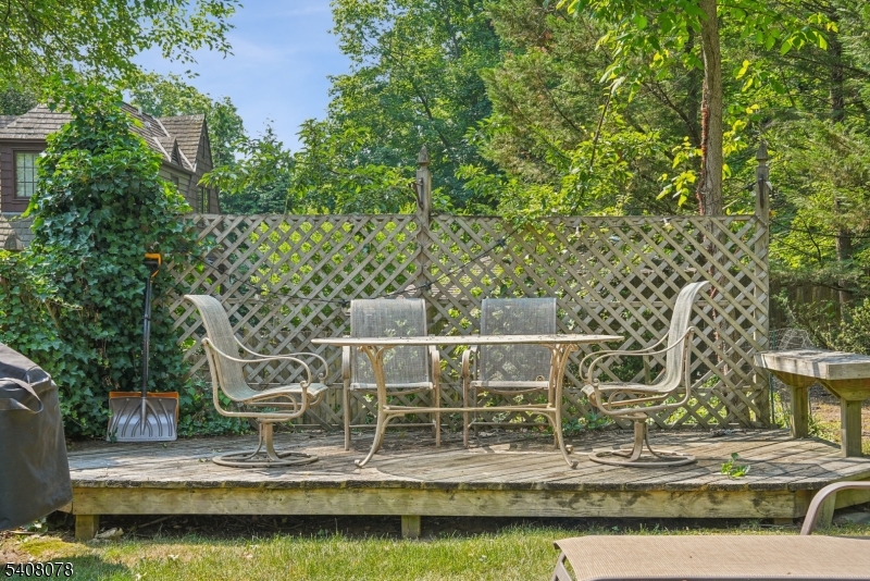 Knollwood - Residential