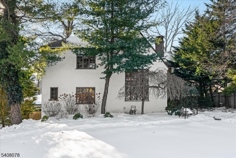 Knollwood - Residential