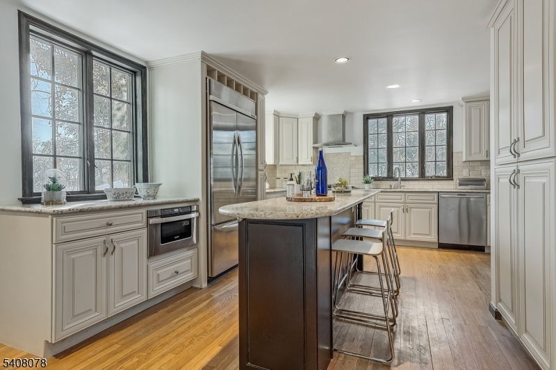 Knollwood - Residential