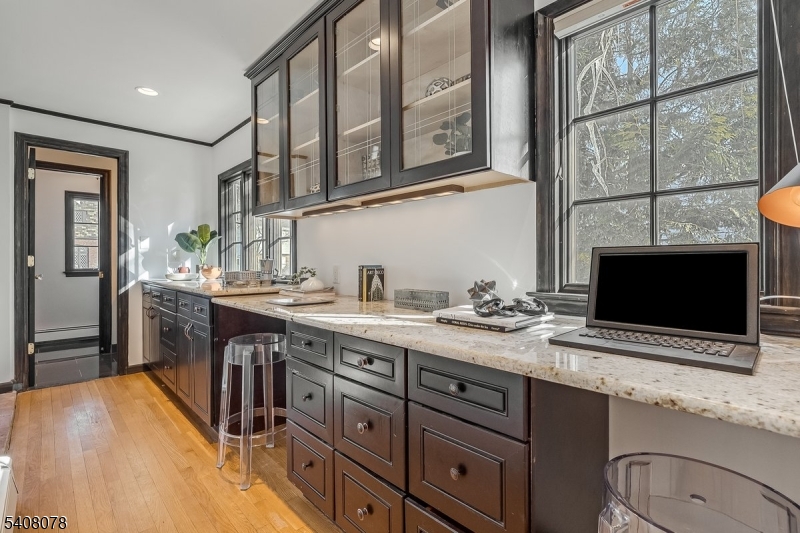 Knollwood - Residential