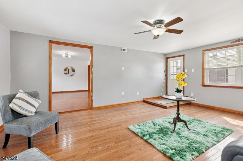 Lincoln Village - Residential