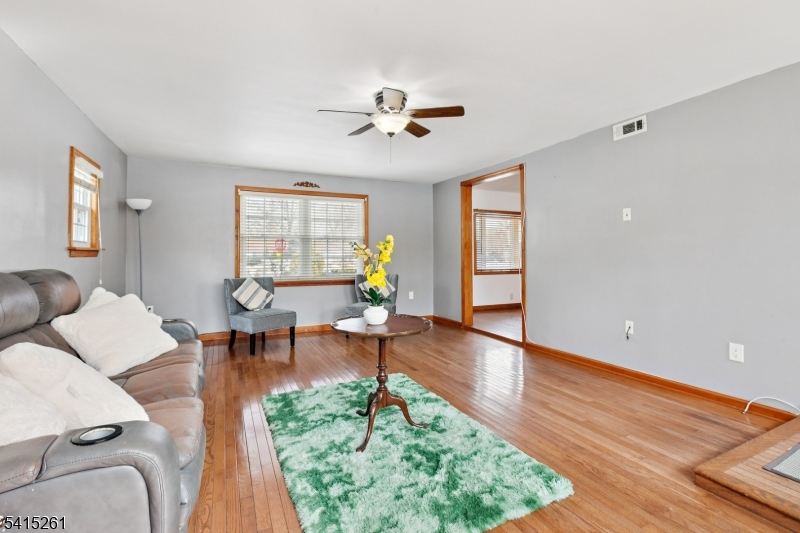 Lincoln Village - Residential