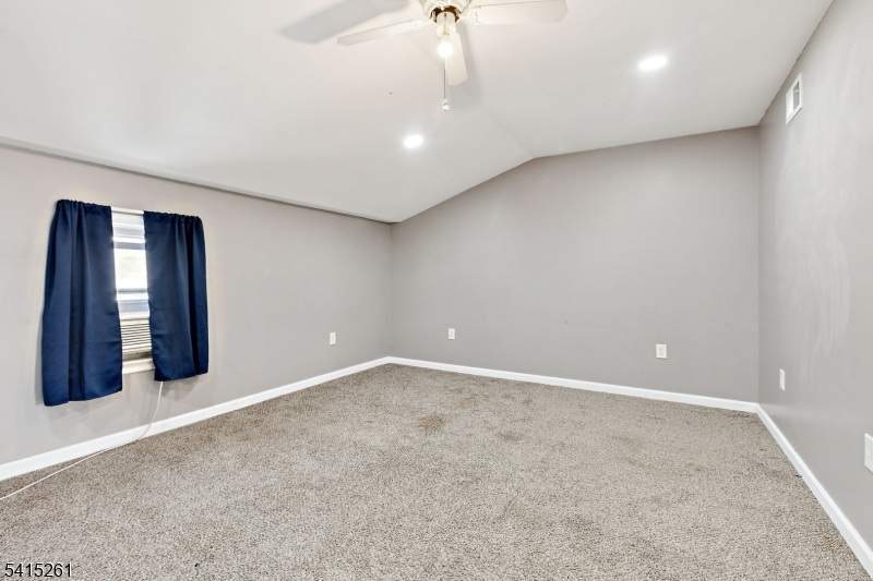 Lincoln Village - Residential