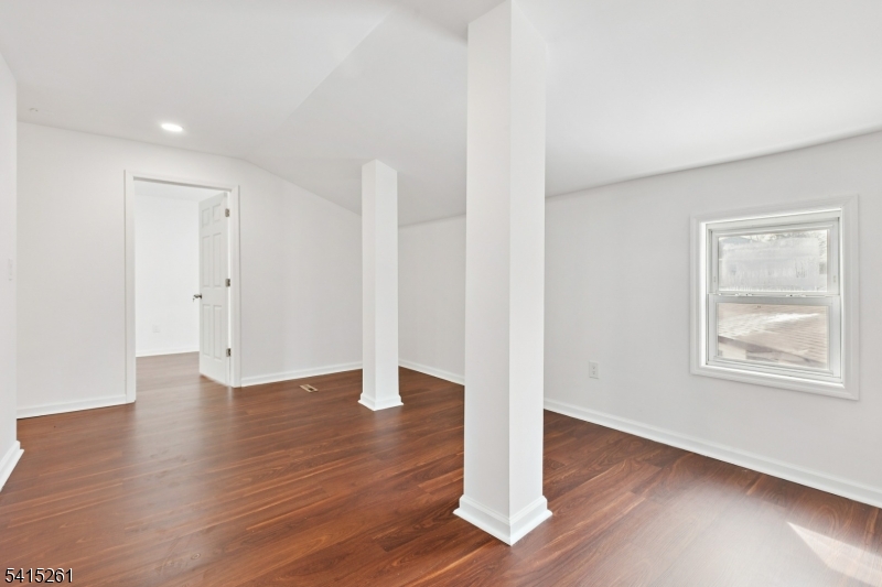 Lincoln Village - Residential